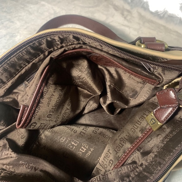 ETIENNE AIGNER Elegant Brown Shoulder Bag - Perfect Condition, Great Deal! - Picture 15 of 16